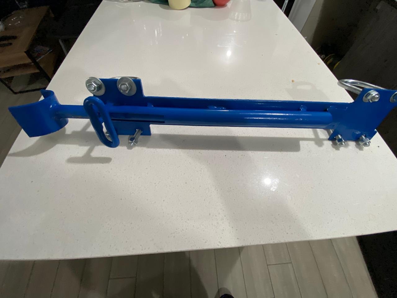 Pestillo de seguridad fabricado por RECFILT para puerta de escalera de emergencia